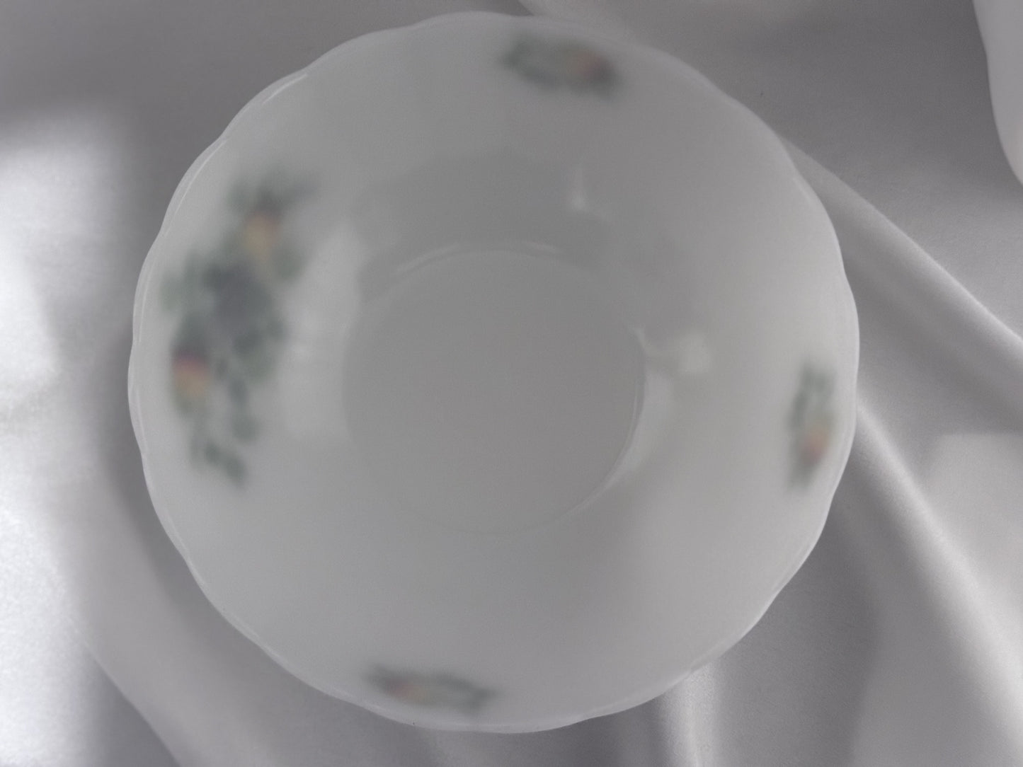 Arcopal Serving Bowl