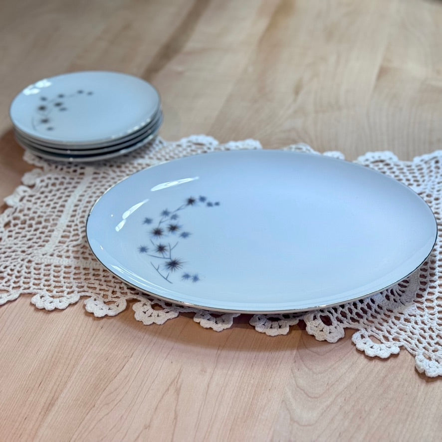 Creative 'Starburst' Pattern Salad/Dessert Plates & Platter