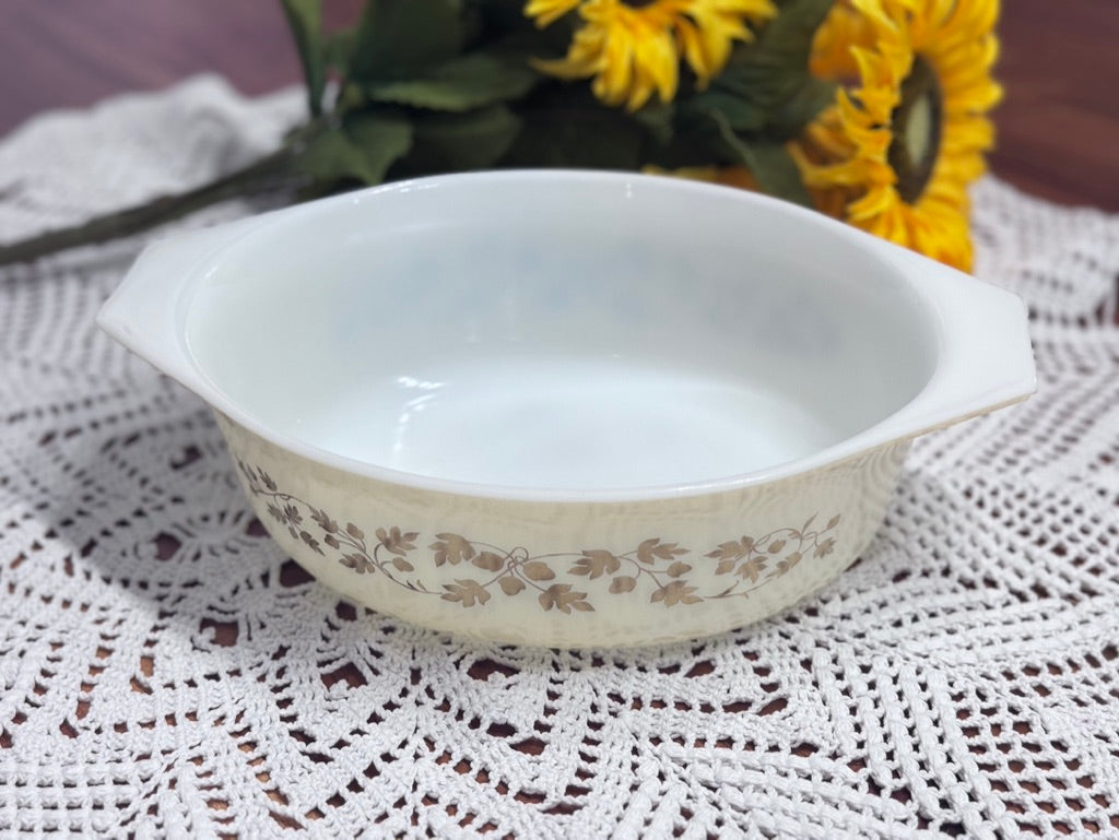 PYREX 043 Golden Acorn Oval Casserole Dish