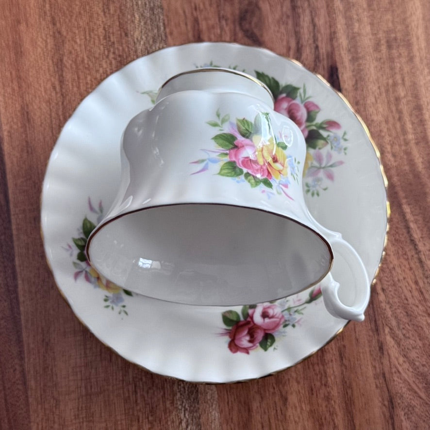 Royal Albert 'Westbury' Teacup & Saucer
