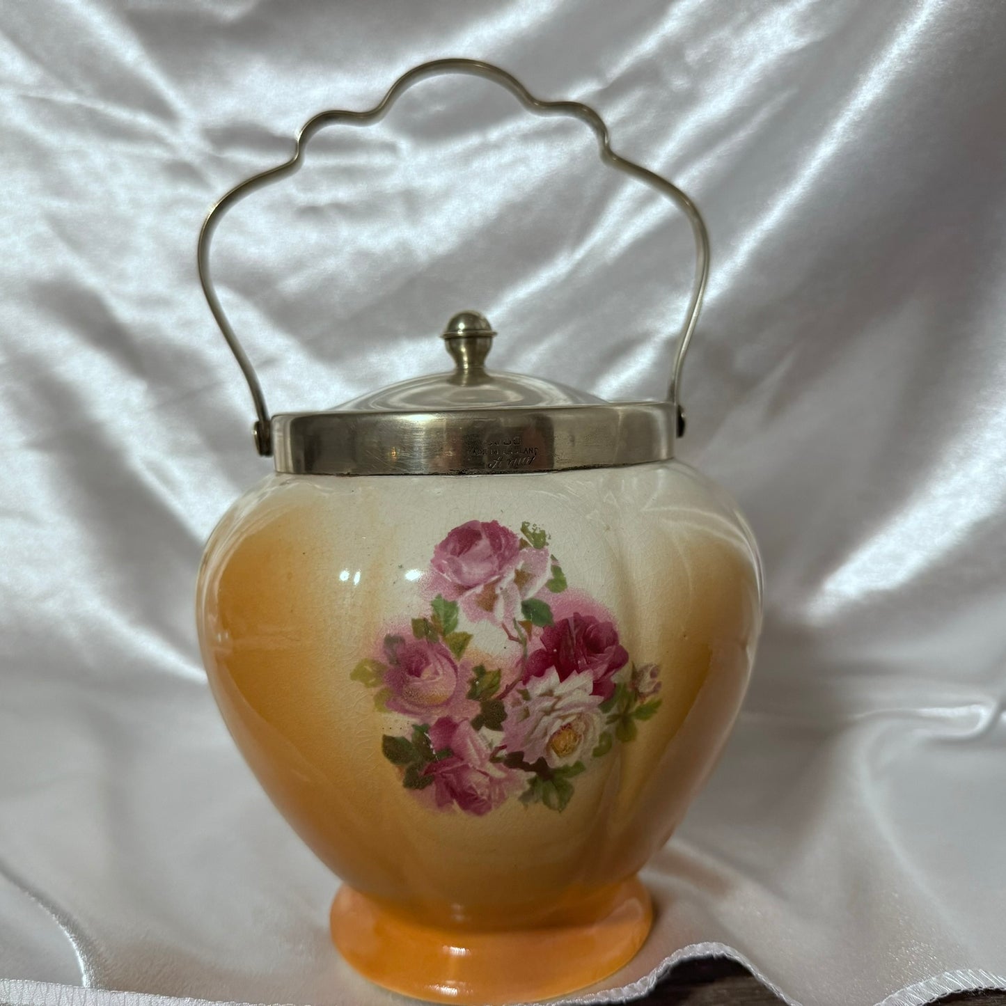 Biscuit Barrel Floral Design