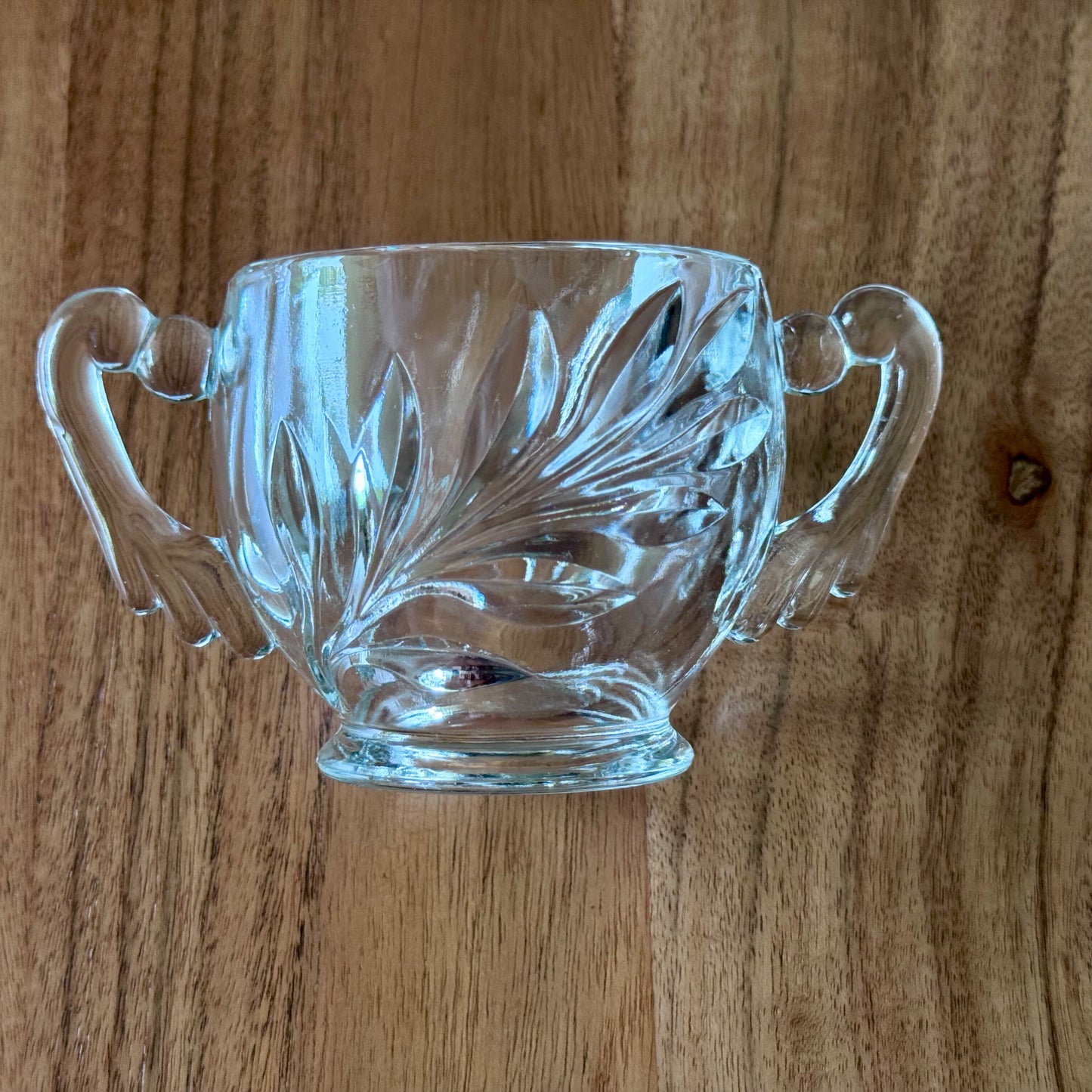Indiana Glass 'Willow' or 'Magnolia' Creamer and Sugar Bowl Set