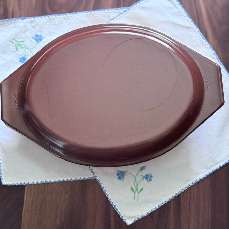 Pyrex Old Orchard Divided Casserole Dish with Lid