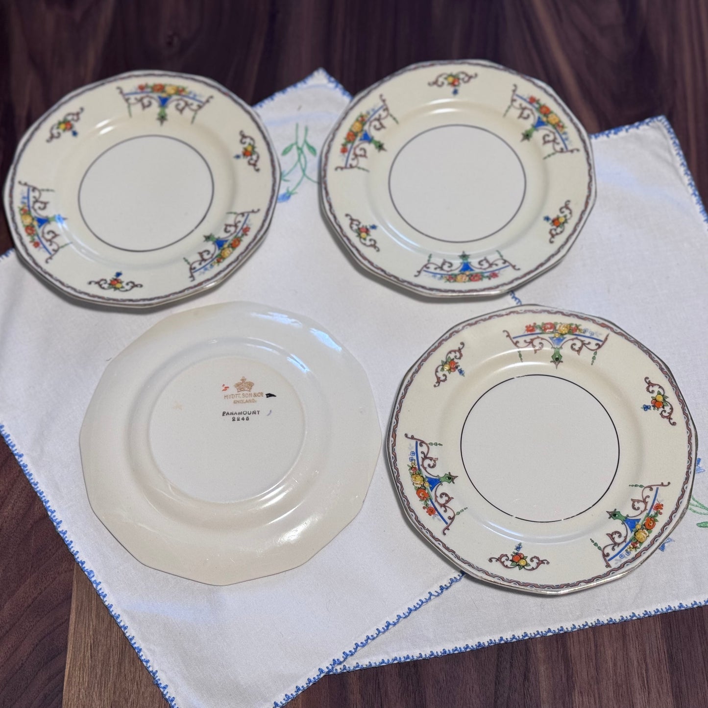 MYOTT SON & CO 'PARAMOUNT' Dishes