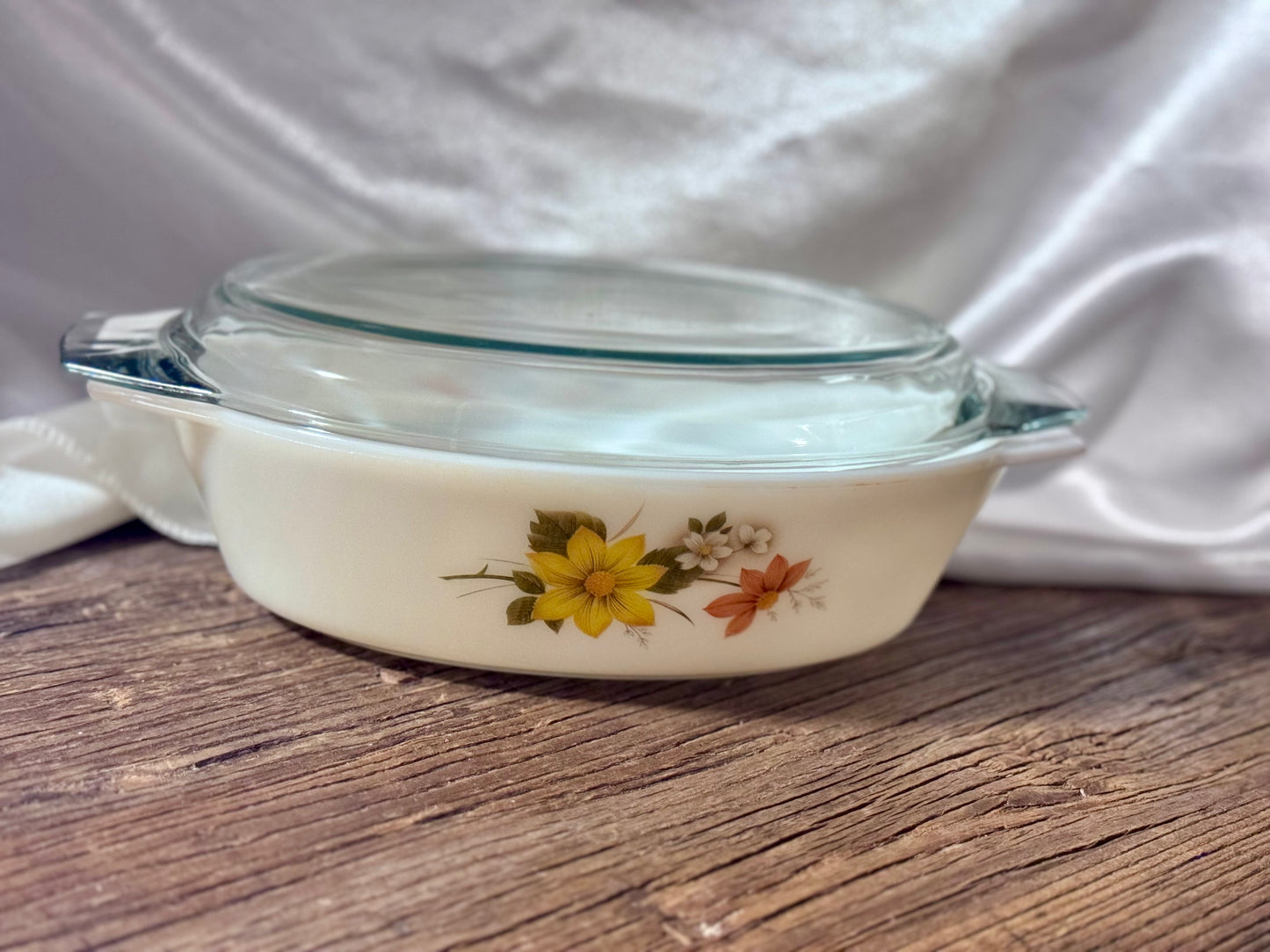 "Autumn Glory" Pyrex England Casserole Dish with Lid