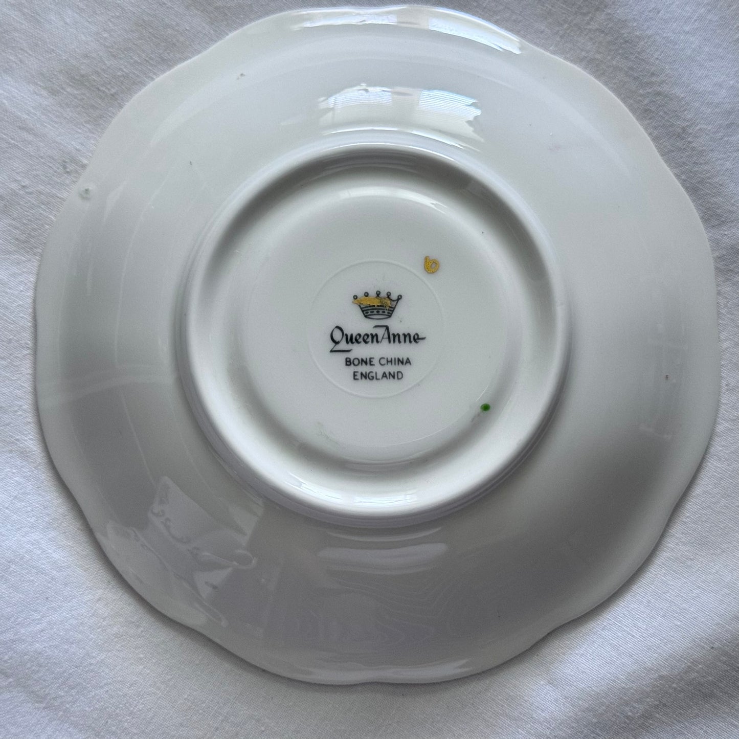 Queen Anne N 137 Tea Cup and Saucer