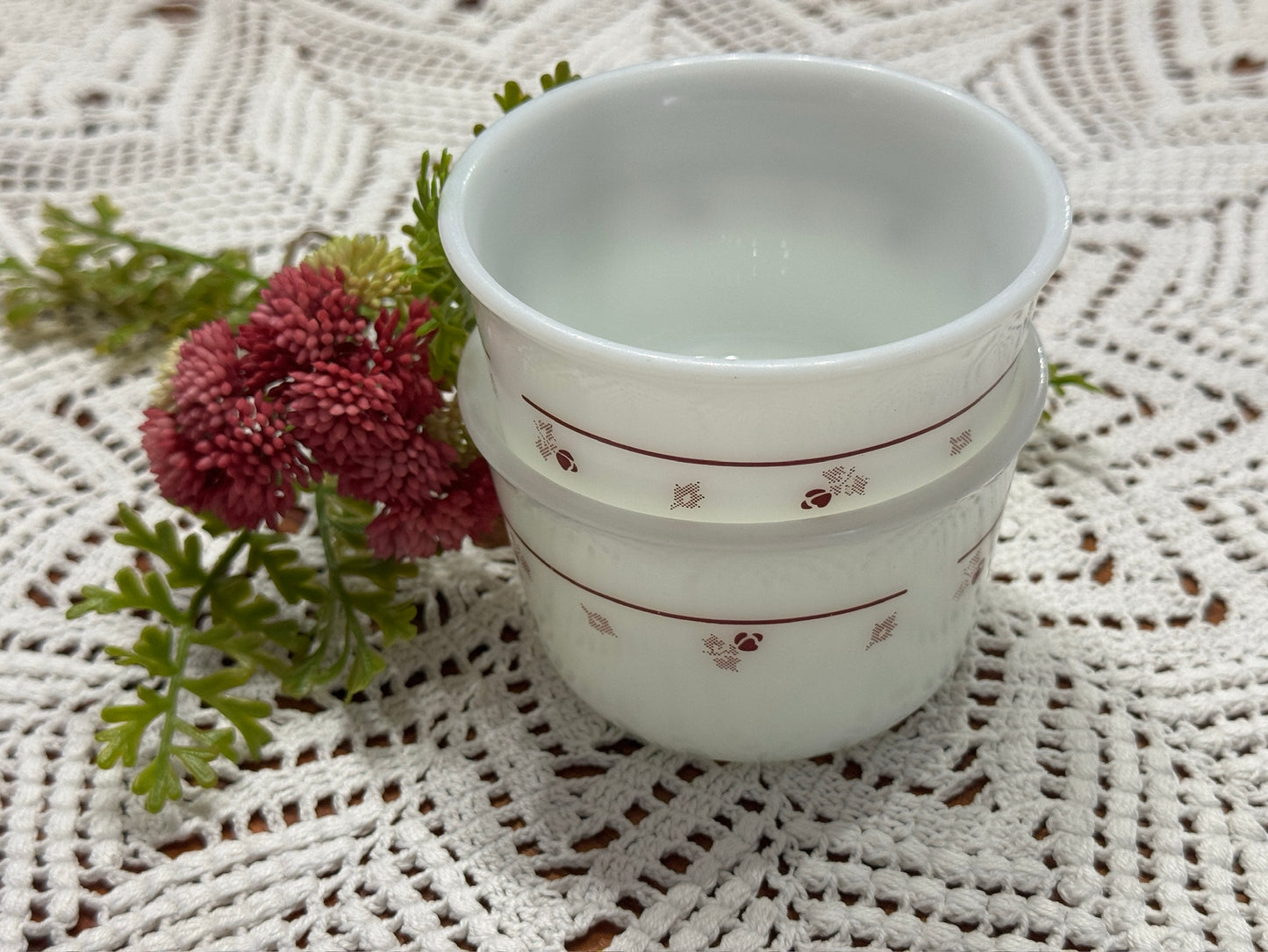 PYREX 'Burgundy Rose' Sugar Bowl