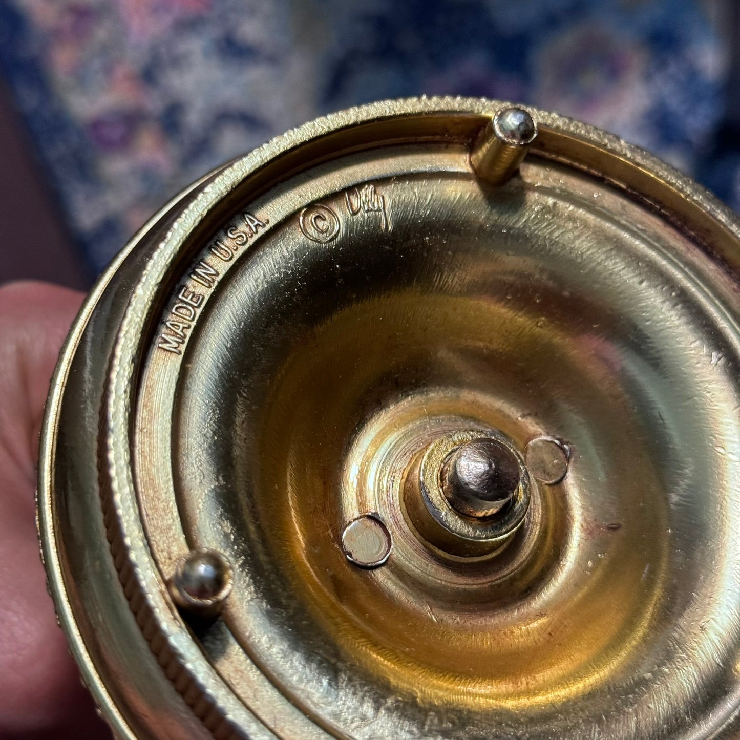 Dilly Cast Metal Candle Holder