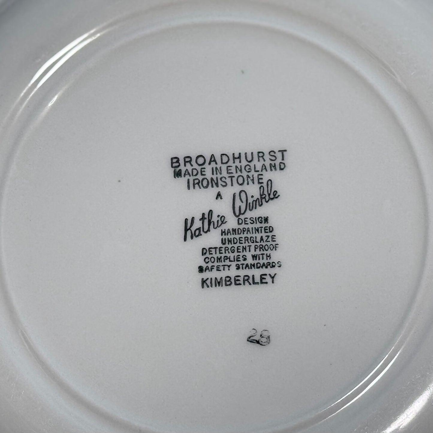Kathie Winkle 'Kimberley' Plates