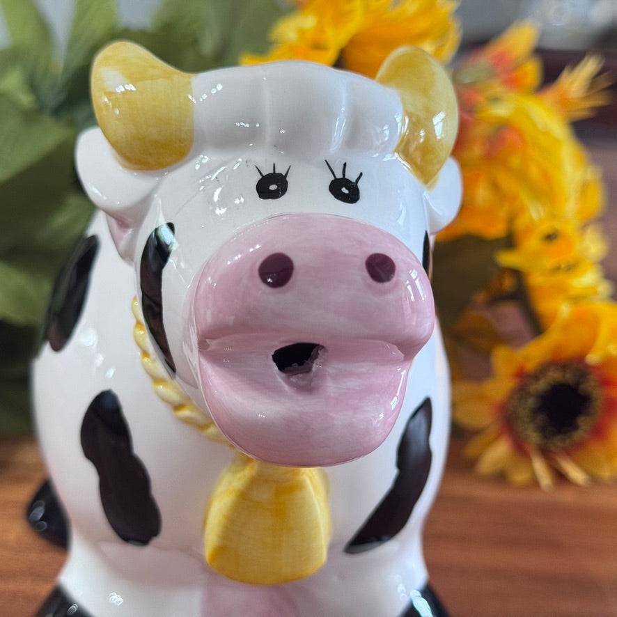 BRINNS Small Decorative Cow Teapot