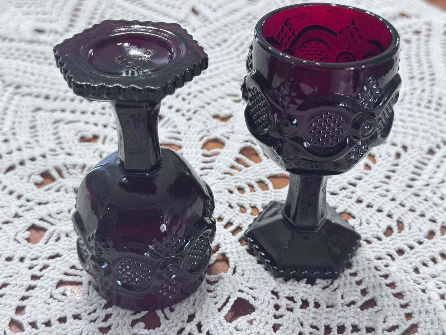 Avon 1876 Cape Cod Collection Wine Goblets