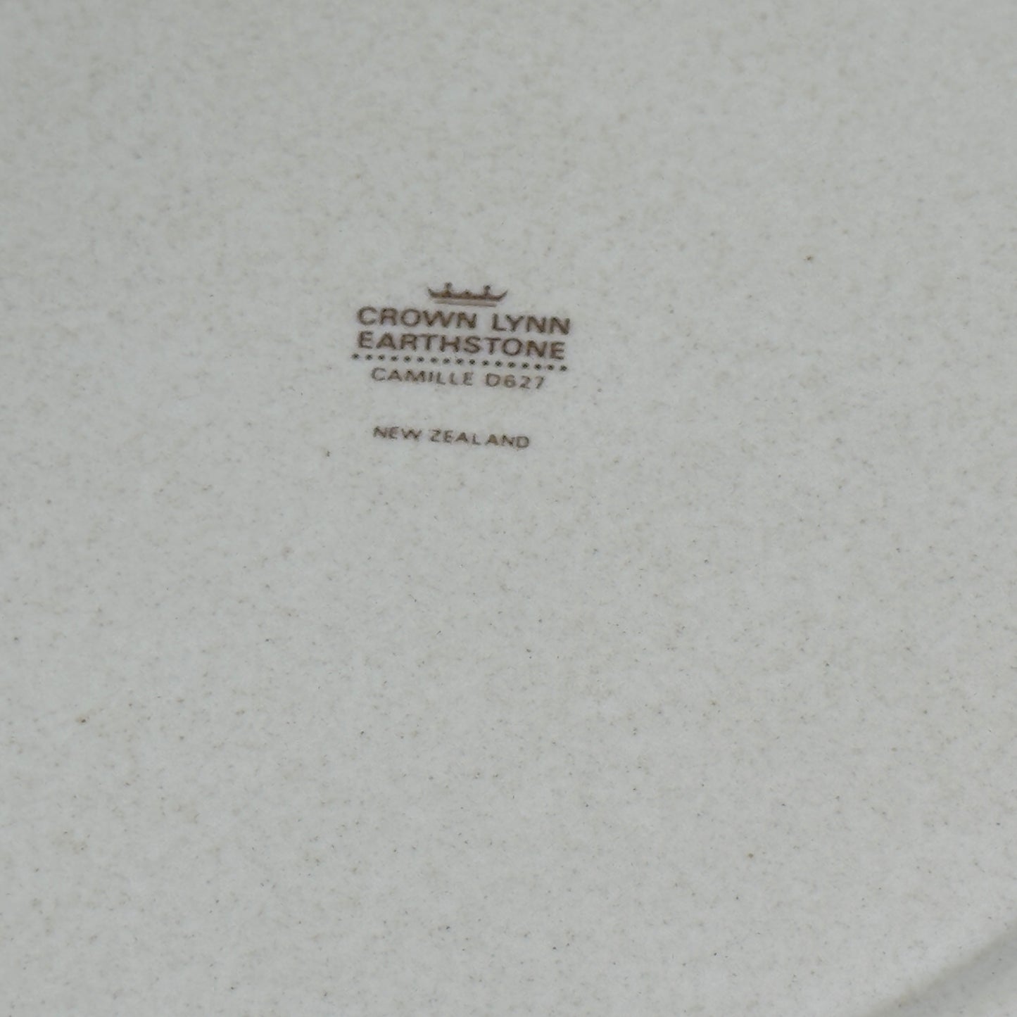Crown Lynn Earthstone 'Camille D627' New Zealand Dish Set