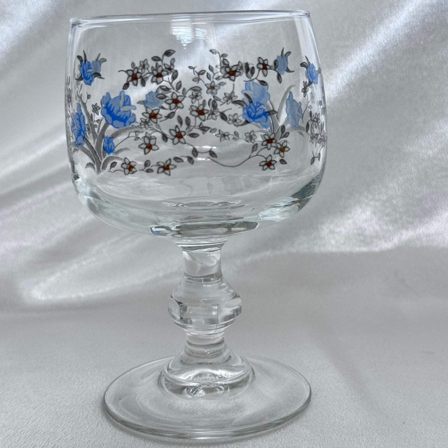 Arcopal Wine Glasses