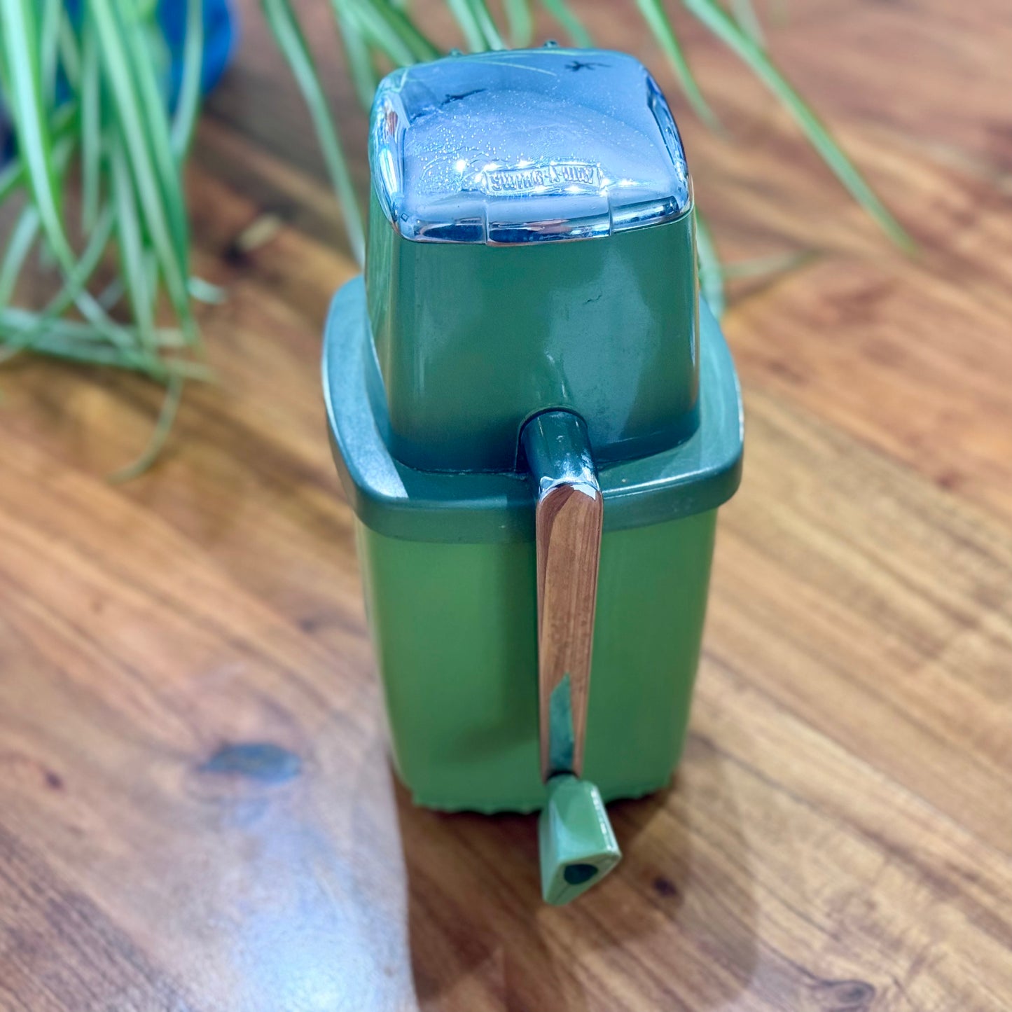 Vintage Avocado Green Hand-Crank 'Swing-A-Way' Ice Crusher
