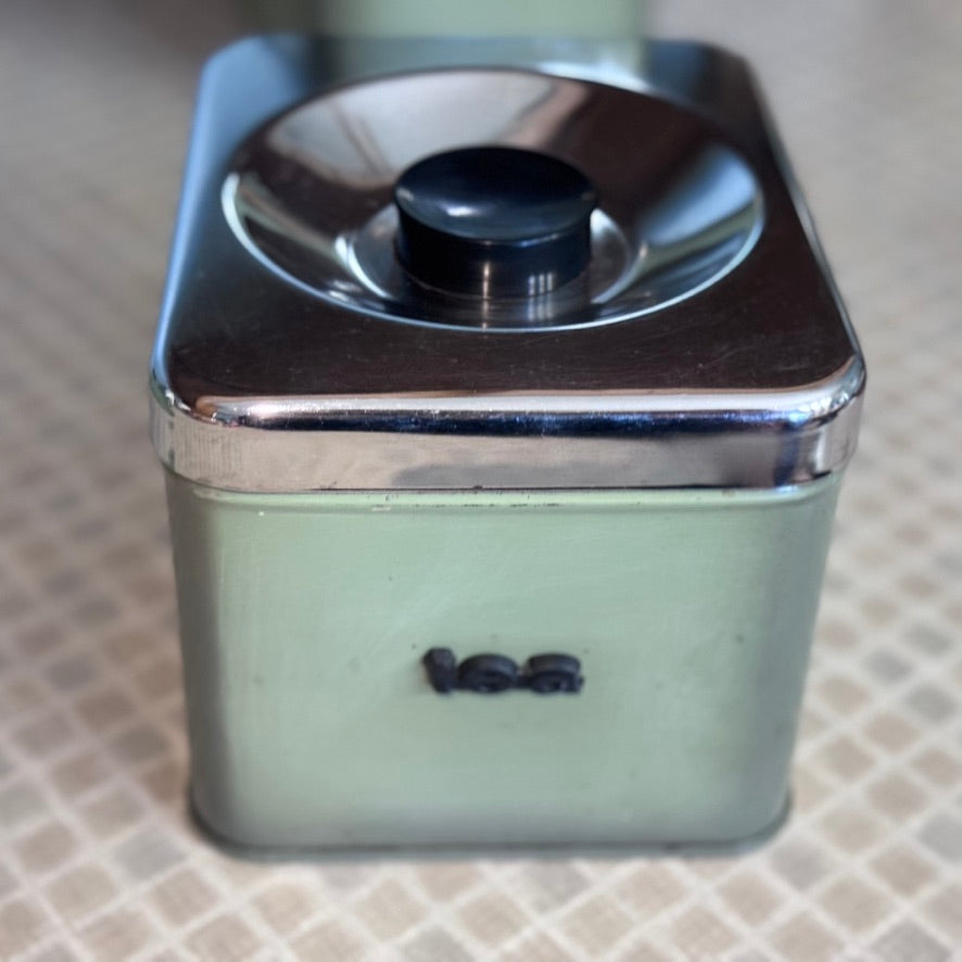 The Queen Line Green Canister Set