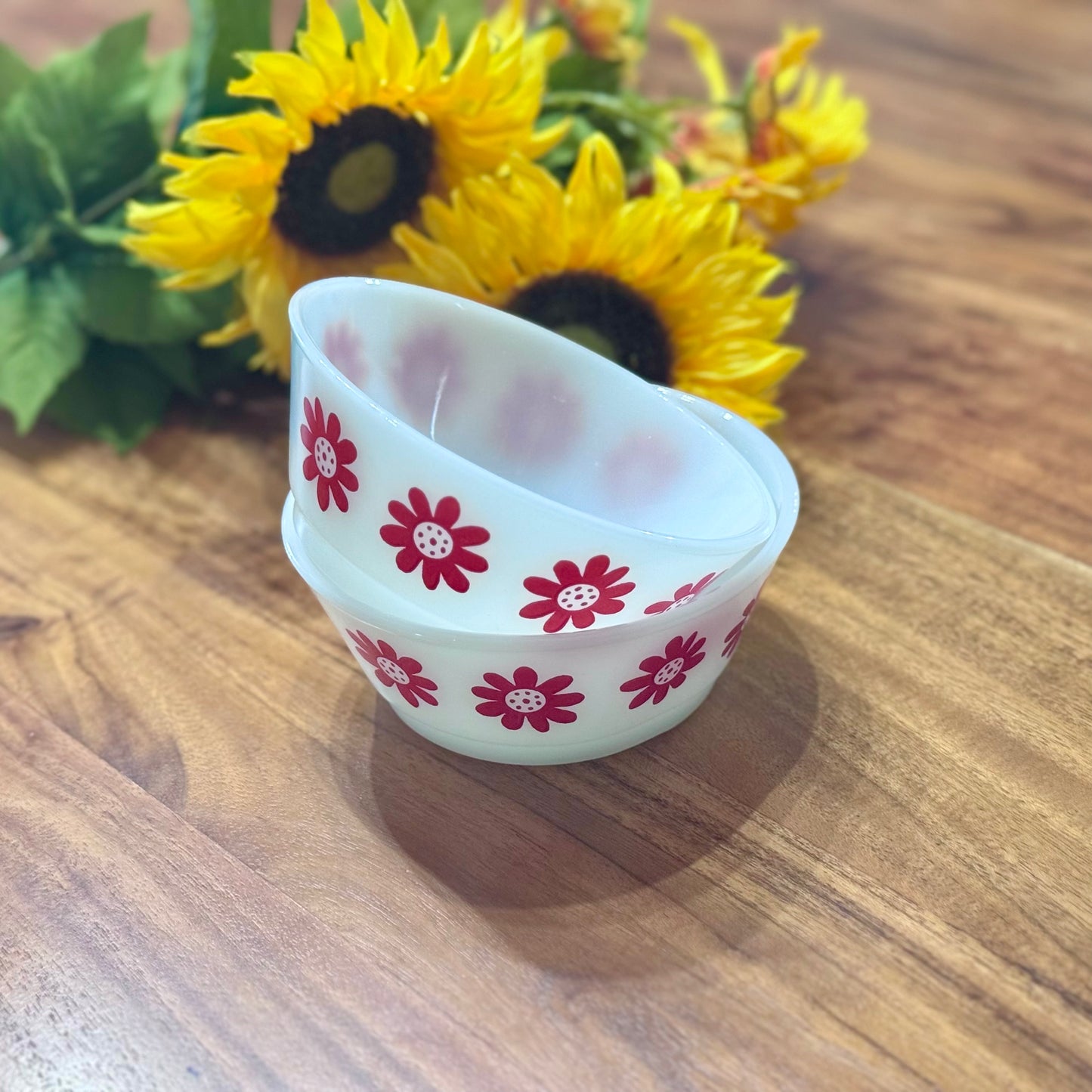 Anchor Hocking Red Daisy Milk Glass Cereal Bowls