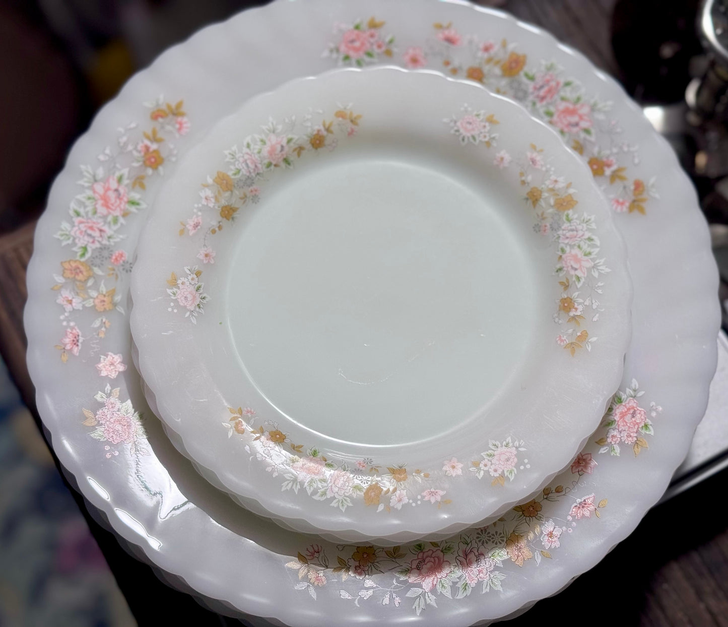 Indopal Milk Glass Dinner and Dessert Plates