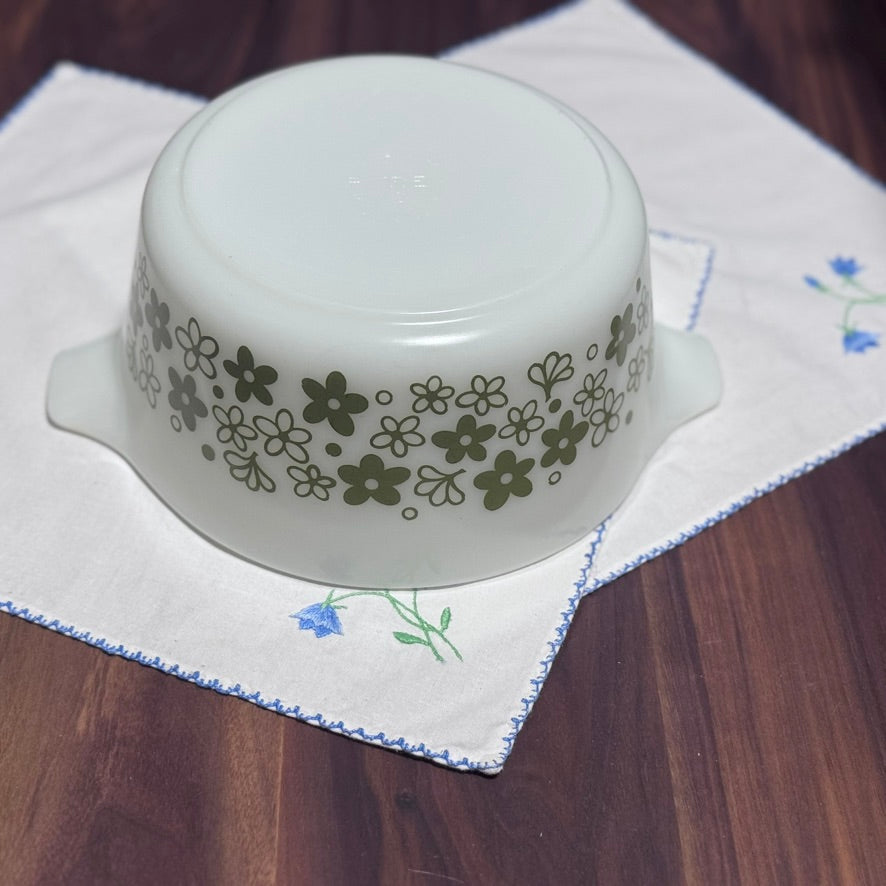 PYREX 'Crazy Daisy/Spring Blossom' 1 1/2 QT Casserole Dish