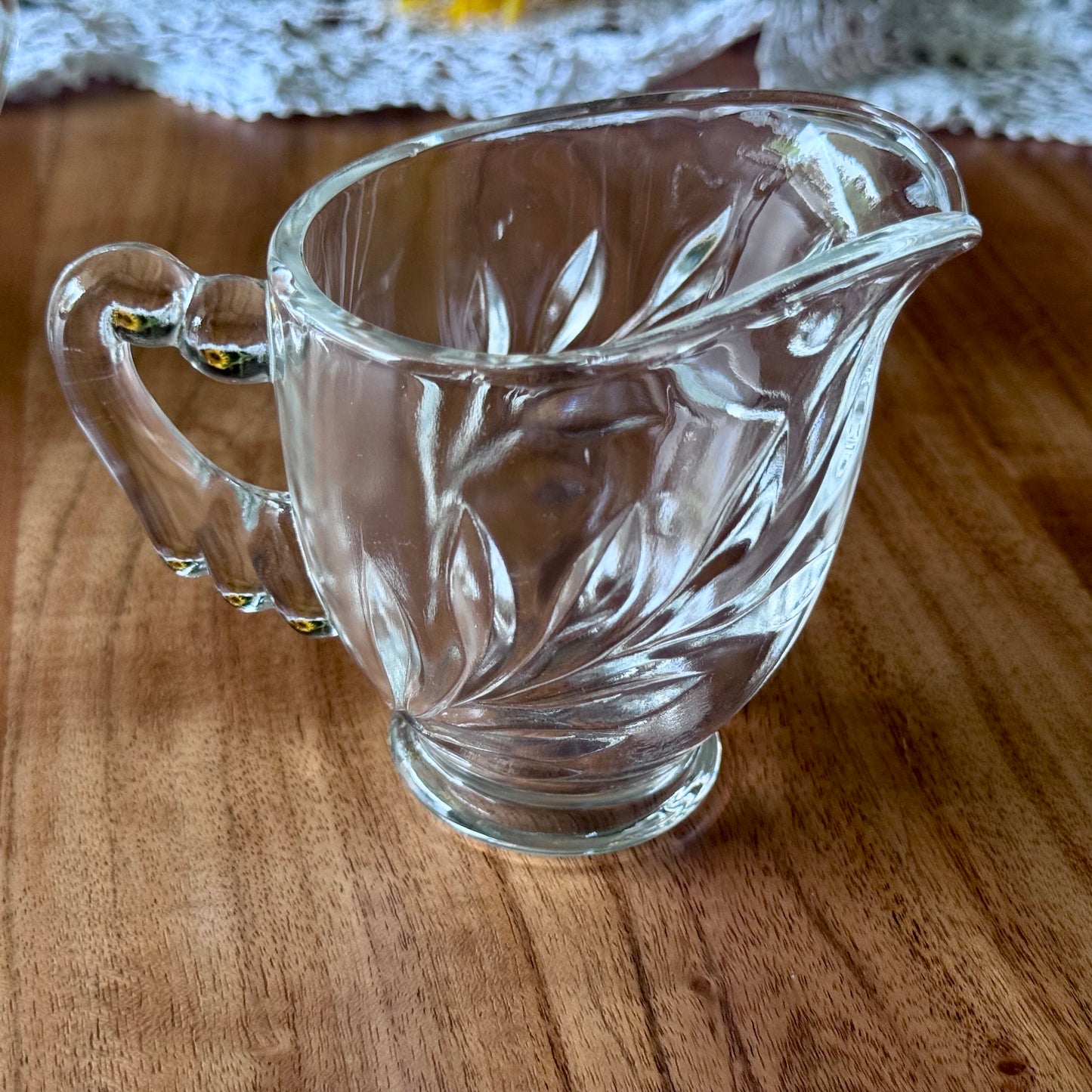 Indiana Glass 'Willow' or 'Magnolia' Creamer and Sugar Bowl Set