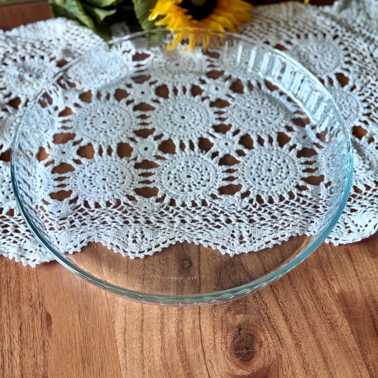 PYREX France Clear Glass Ruffled Quiche/Pie Plate
