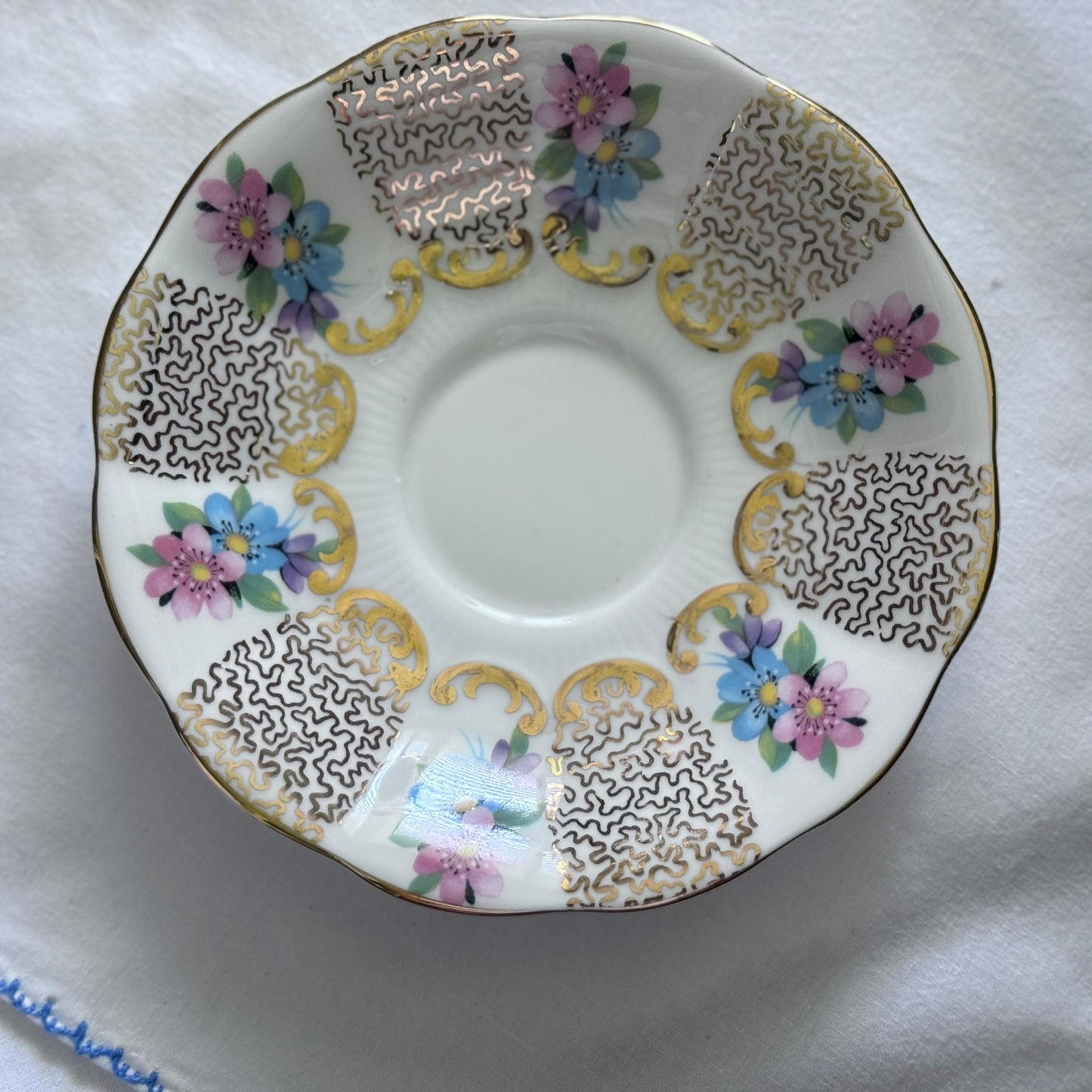 Queen Anne N 137 Tea Cup and Saucer