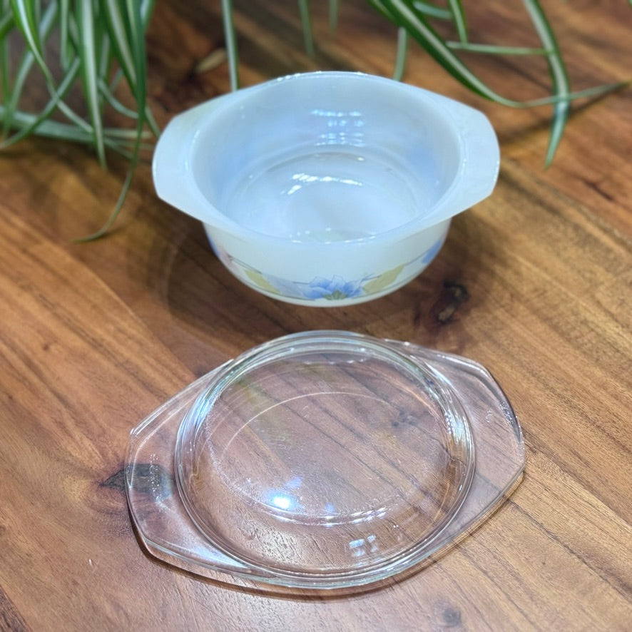 Arcuisine Milk Glass Casserole Dish