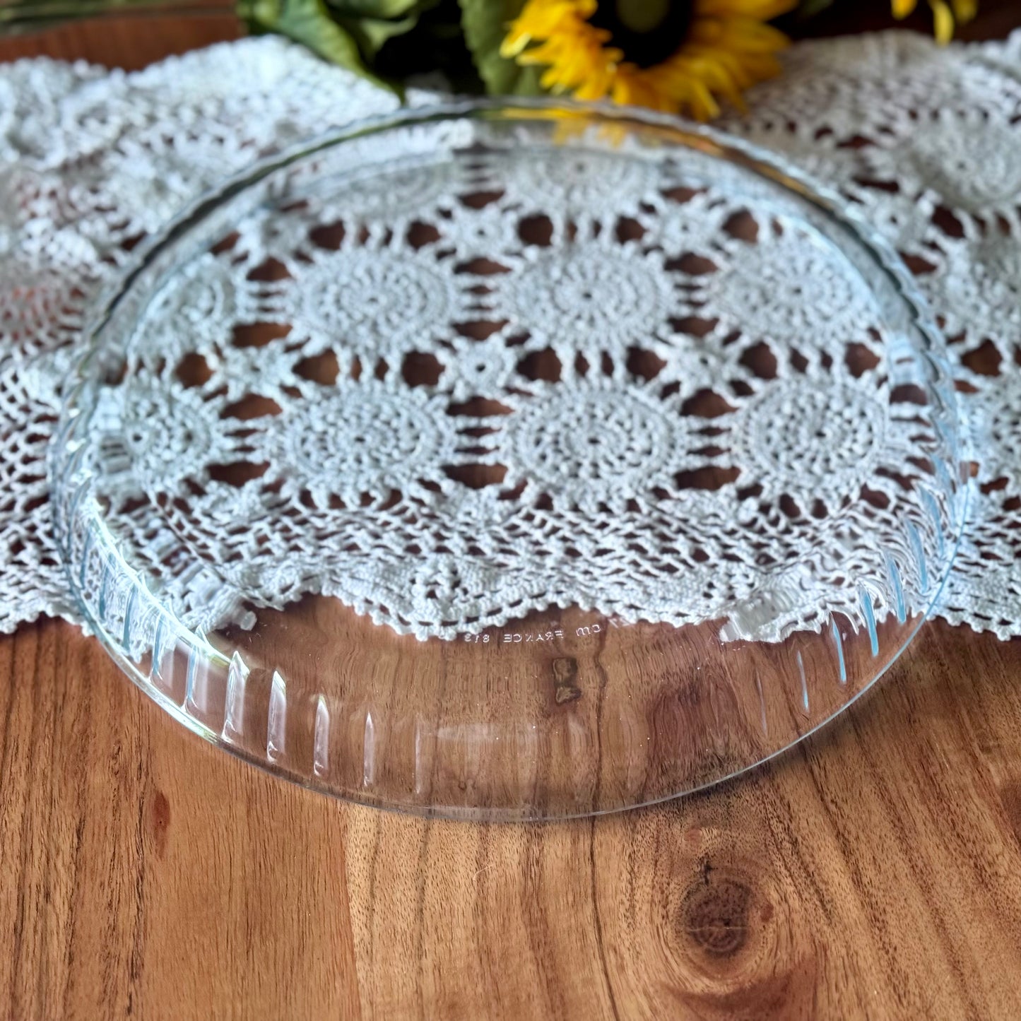 PYREX France Clear Glass Ruffled Quiche/Pie Plate
