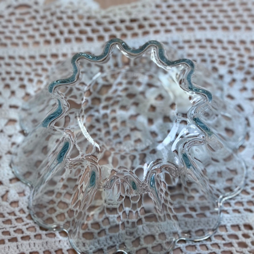 Pyrex Glass Ruffled/Fluted Bowl/Brioche Pan
