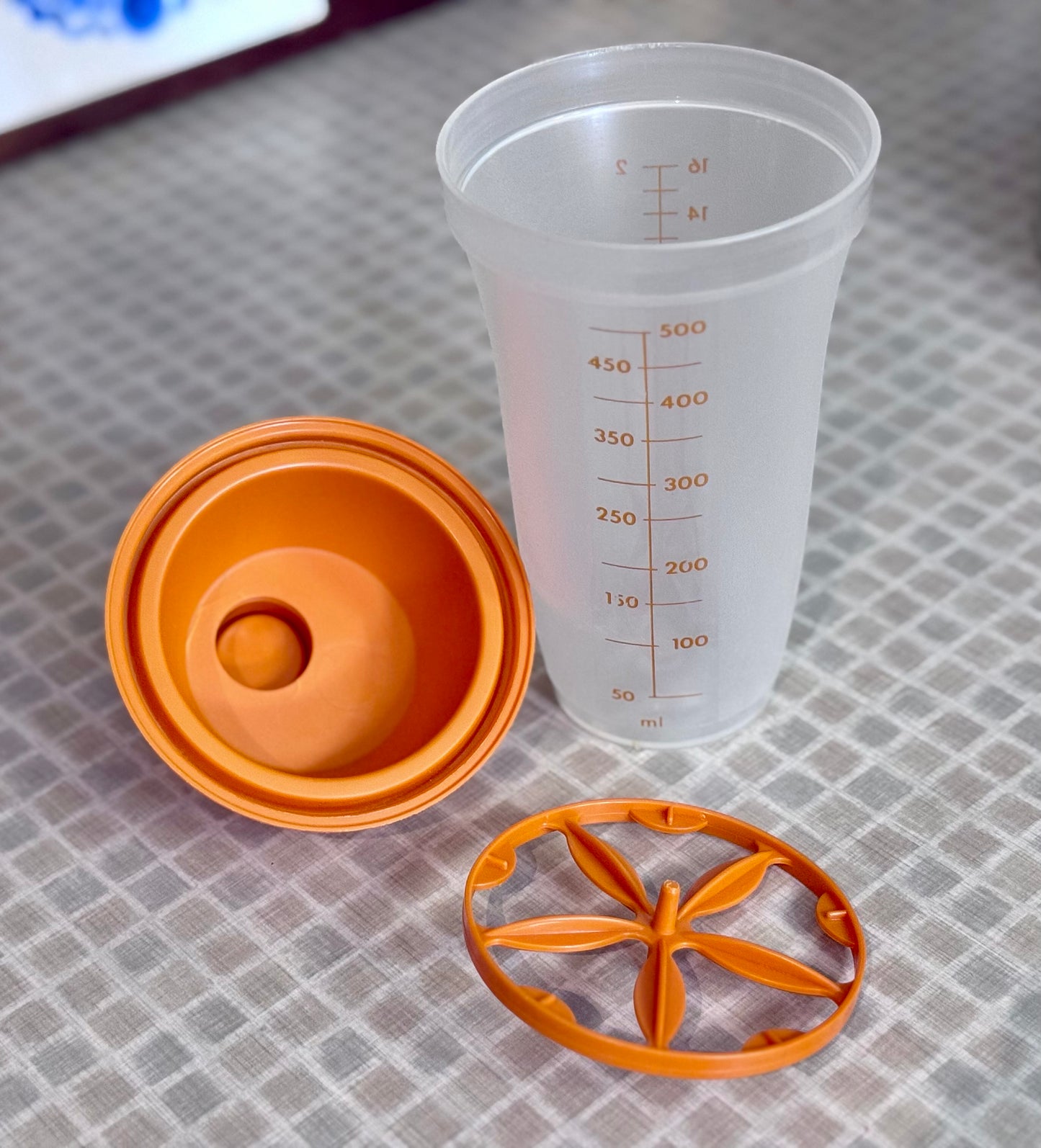Tupperware All In One Shaker