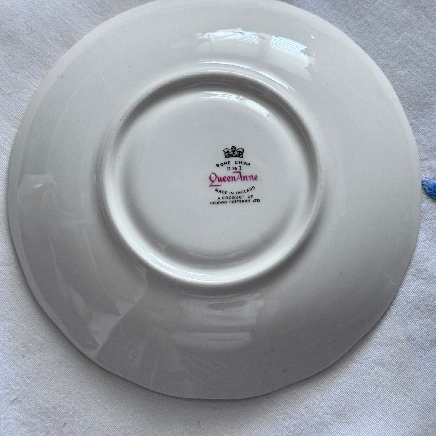 Queen Anne N 8470 Tea Cup and Saucer