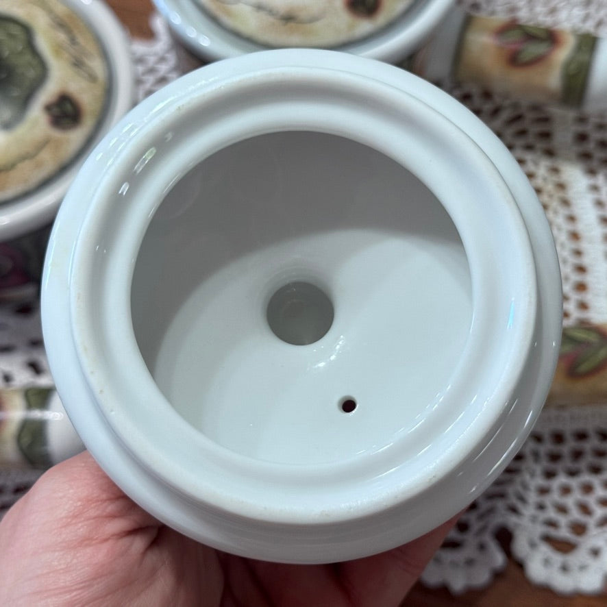 Lidded French Onion Soup Crocks