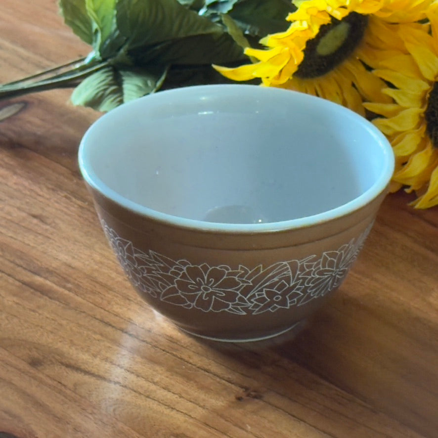 PYREX 401 'Woodland' Small Mixing Bowl