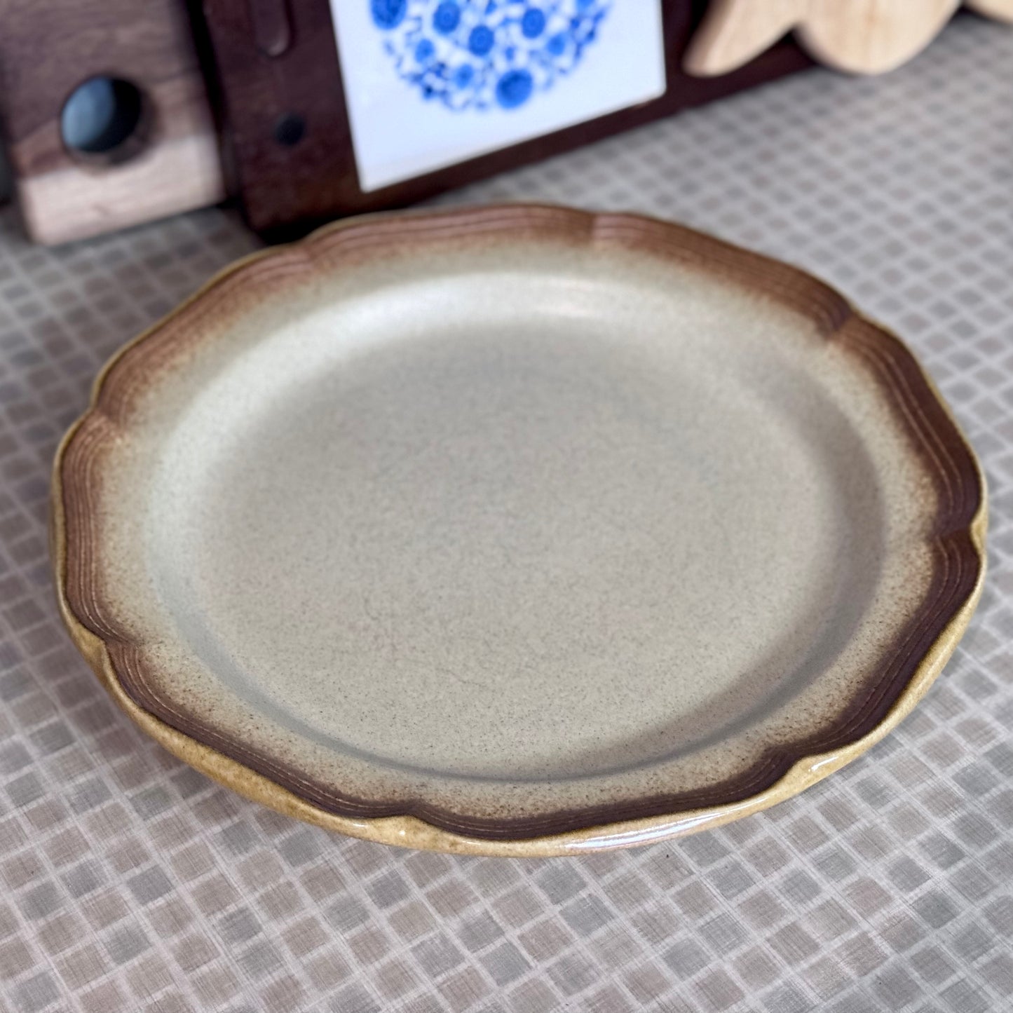 Mikasa 'Whole Wheat' Platter/Chop Plate