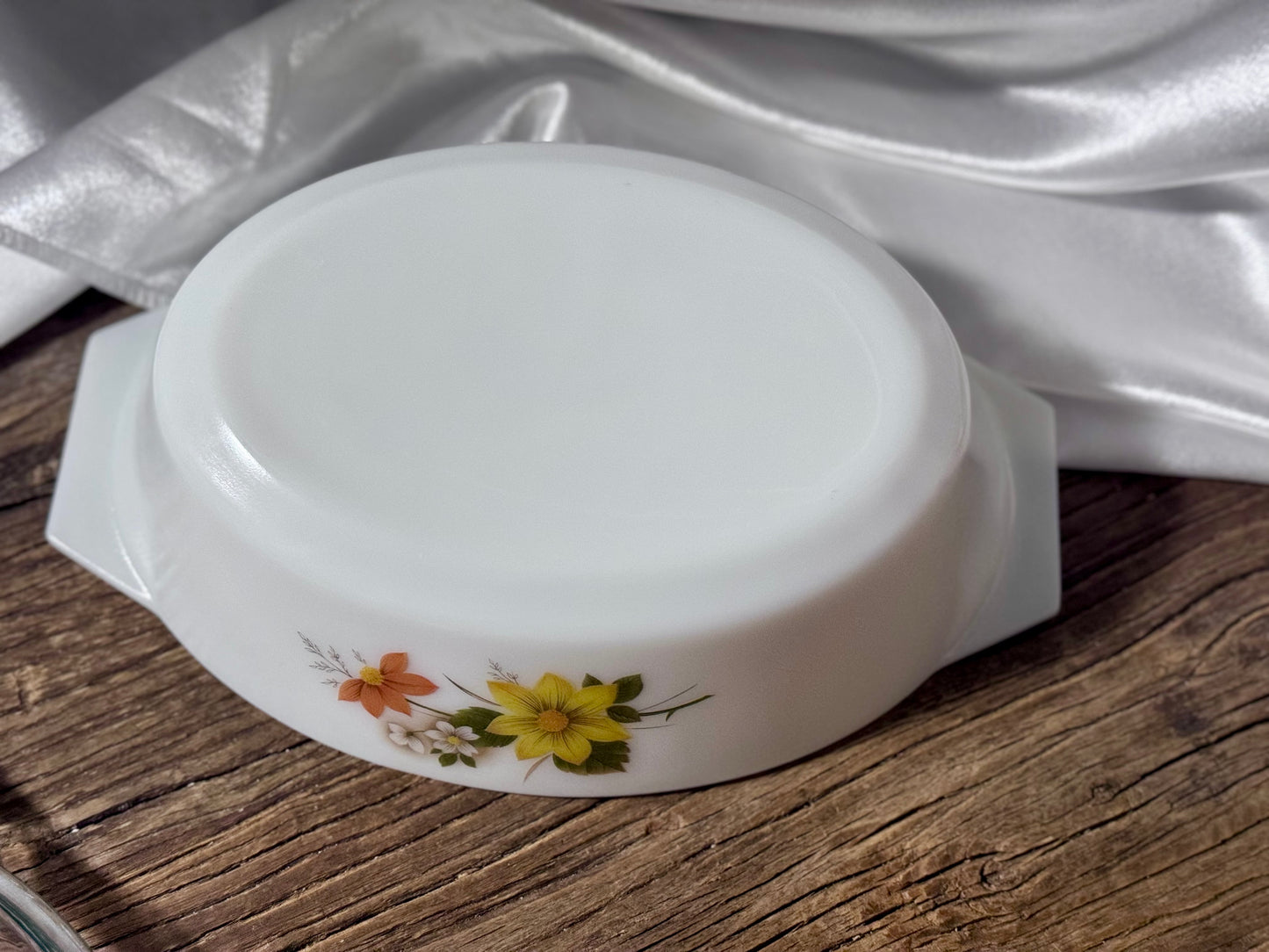 "Autumn Glory" Pyrex England Casserole Dish with Lid
