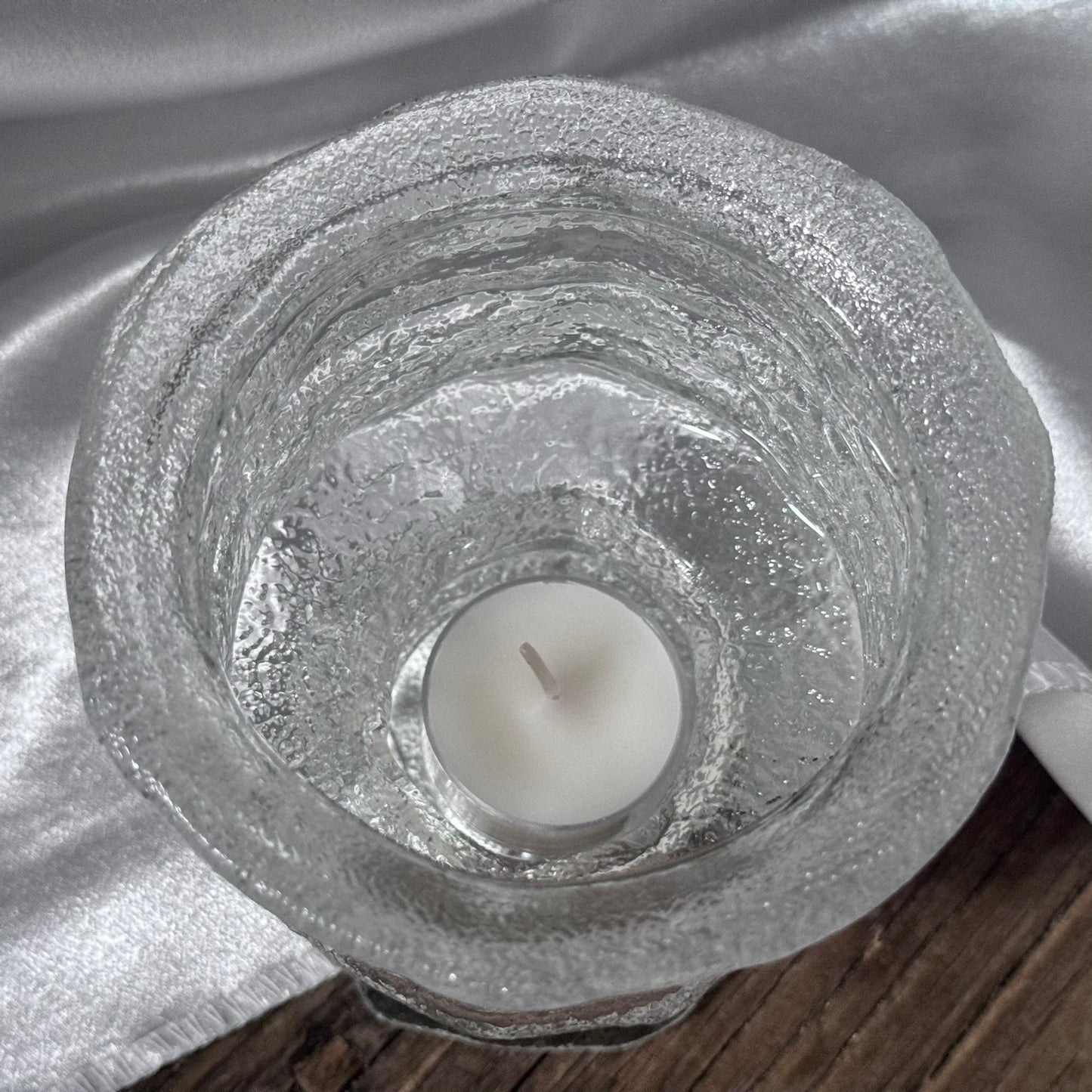 LE Smith Textured Ice Glass 3 Way Candle Holder
