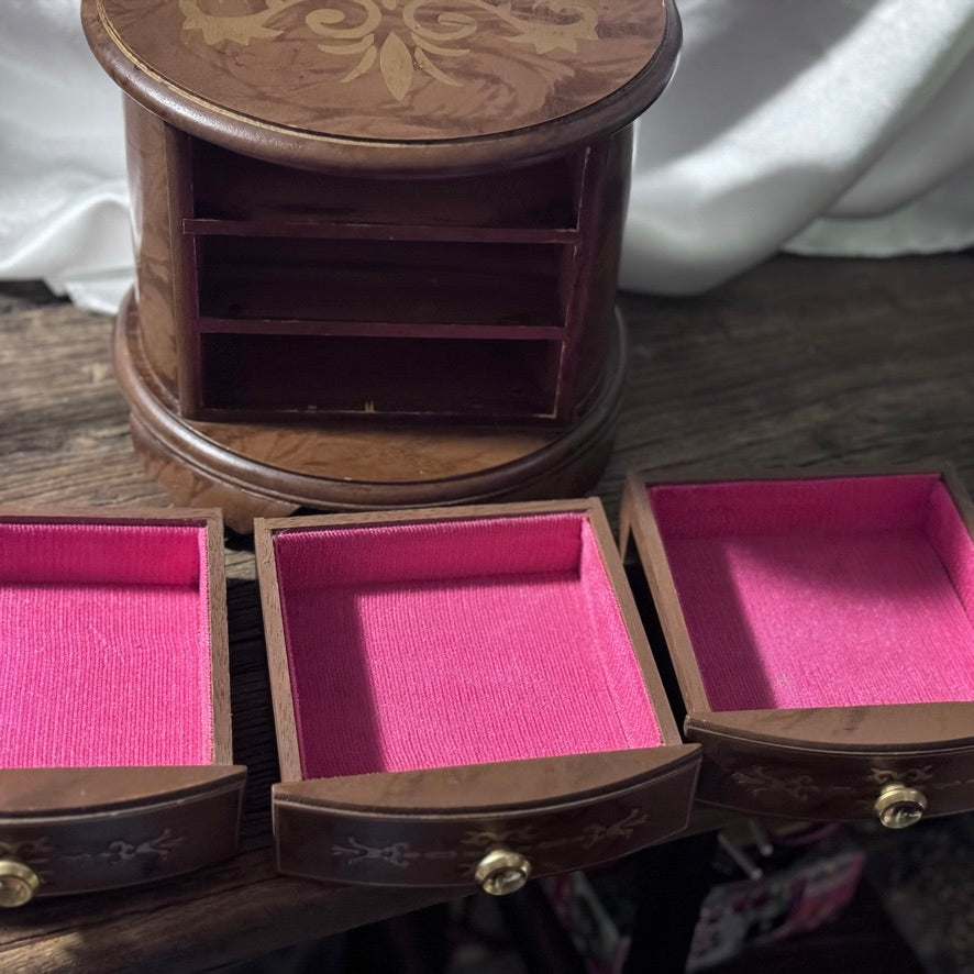 Toyo 3 Drawer Round Vintage Musical Jewelry Box