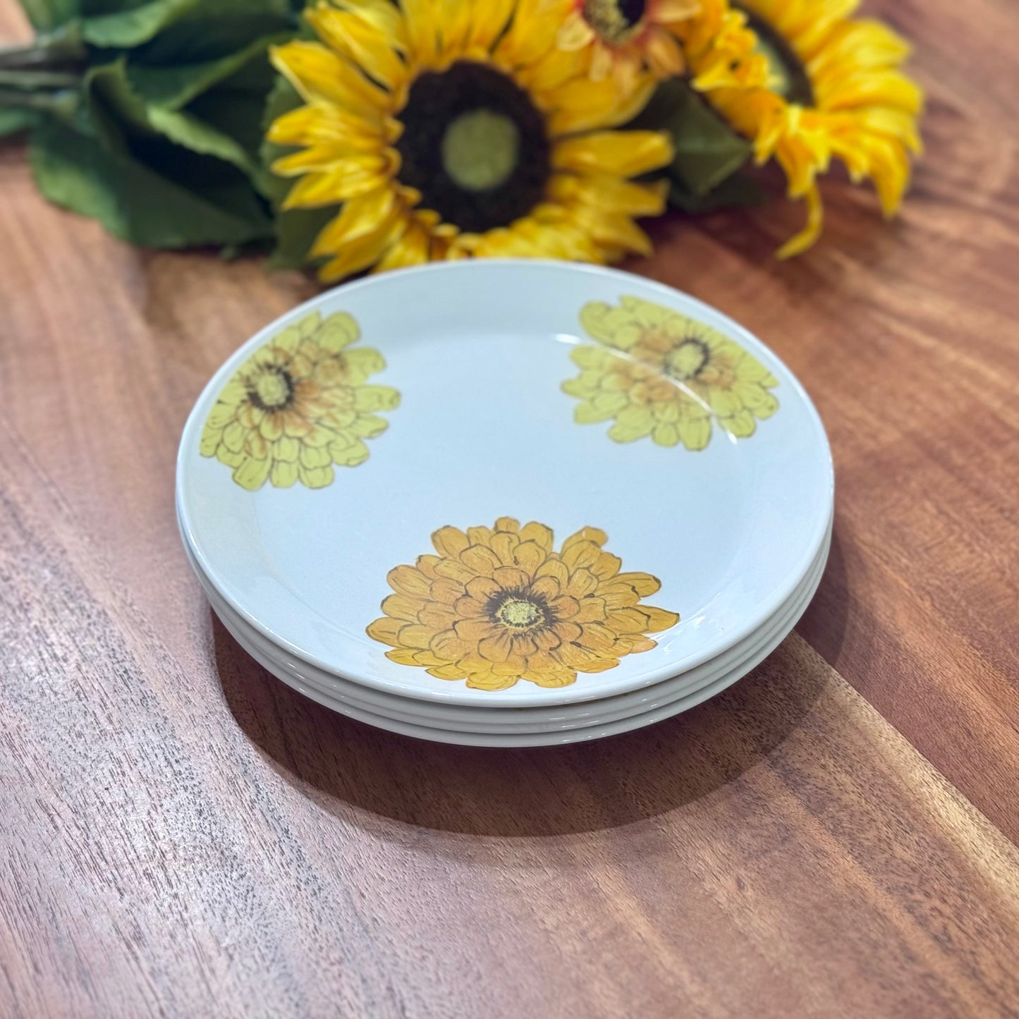 Johnson Brothers England Orange/Yellow Chrysanthemum Serving Set