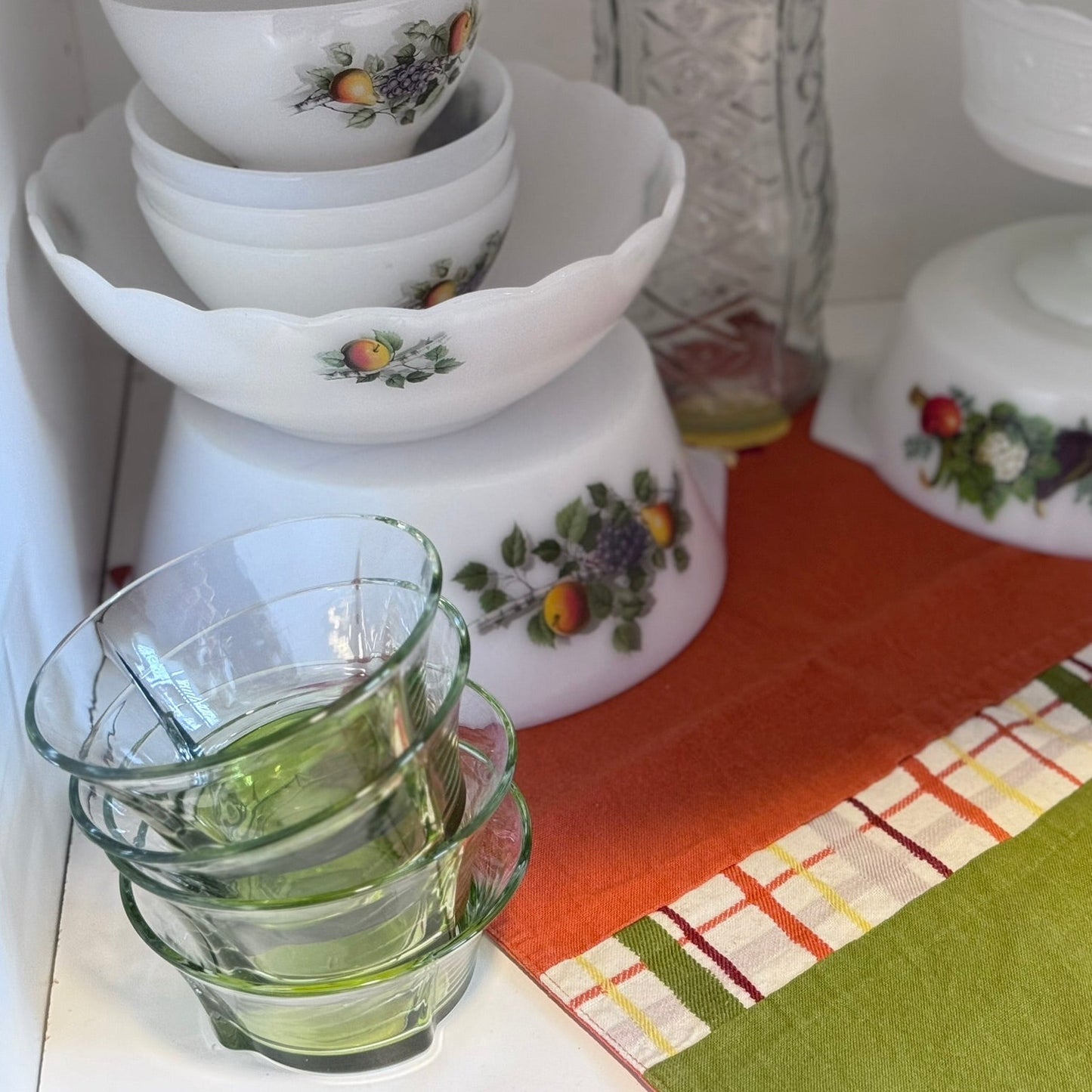 Art Craft Coral Truva Small Glass Bowls