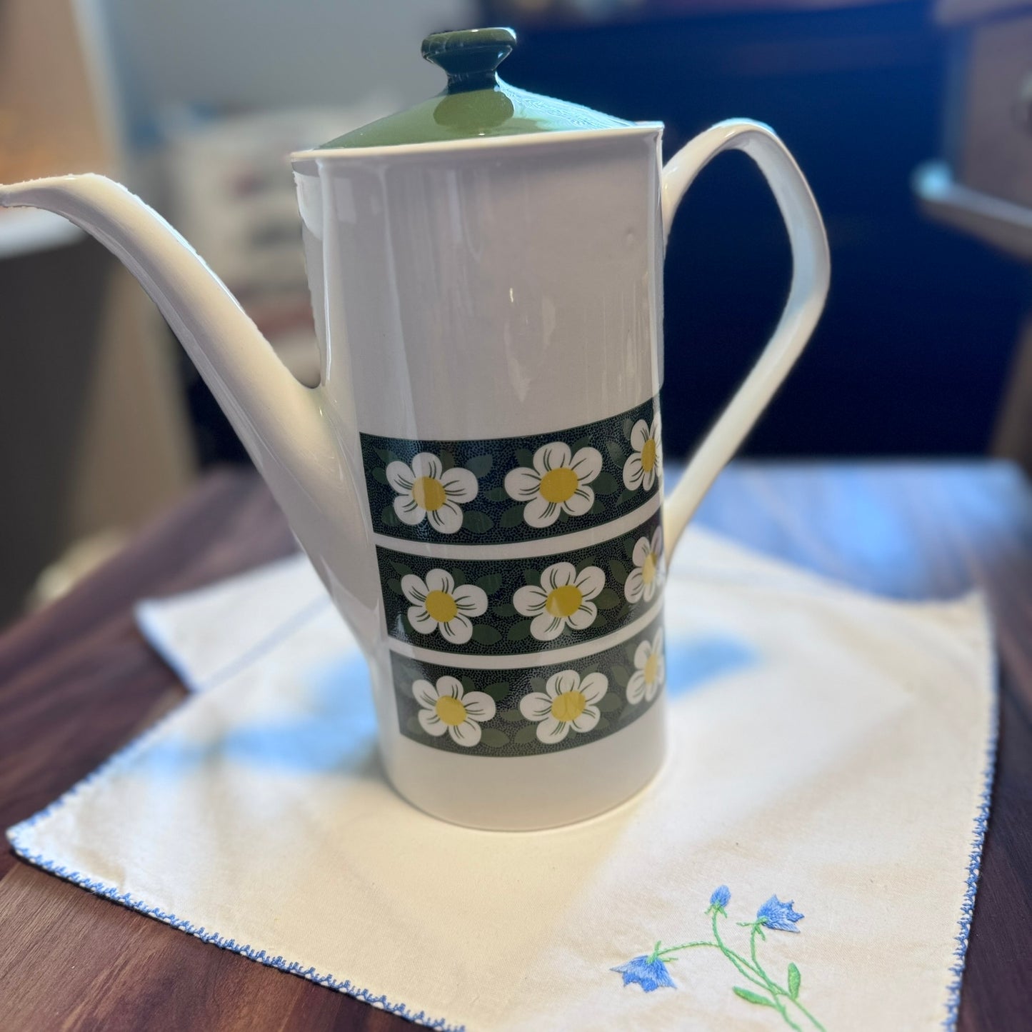 Johnson Brothers Ironstone Daisy Tea Pot