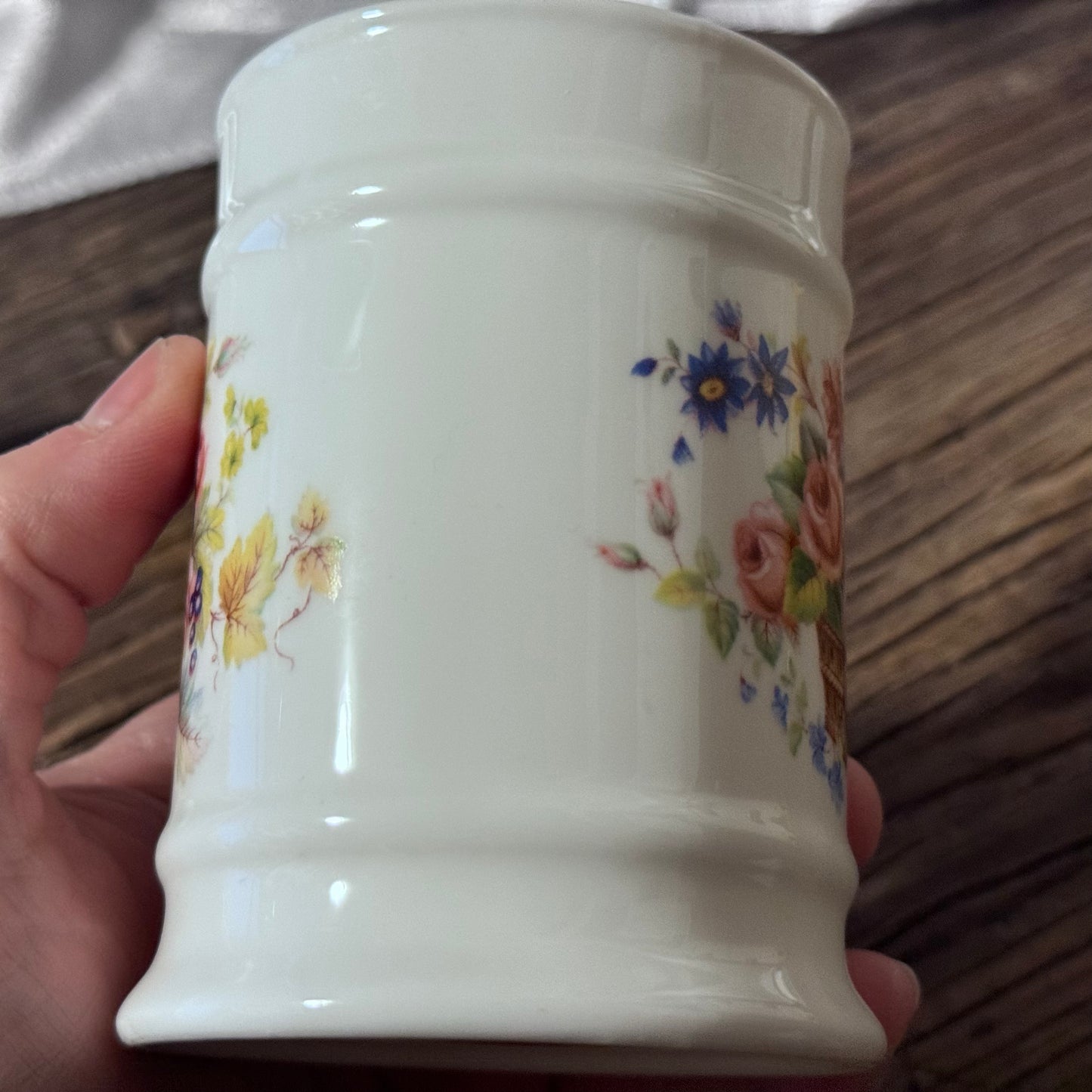 Royal Grafton Potpourri Jar
