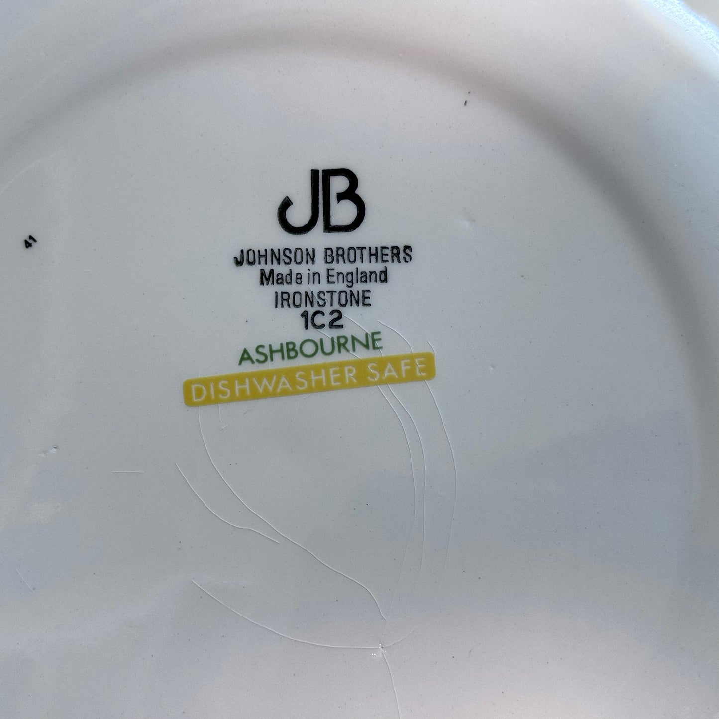 Johnson Brothers 'Ashbourne' Plates