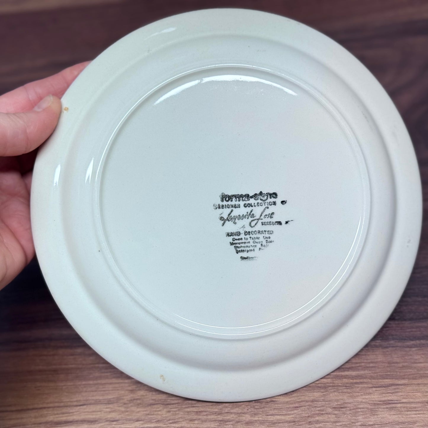 Forma Stone Hand Decorated Plates