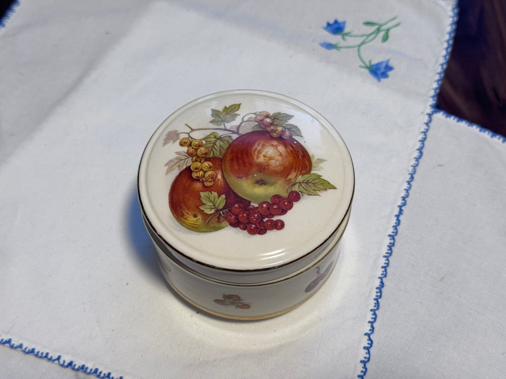 Sadler England Porcelain Covered Dish