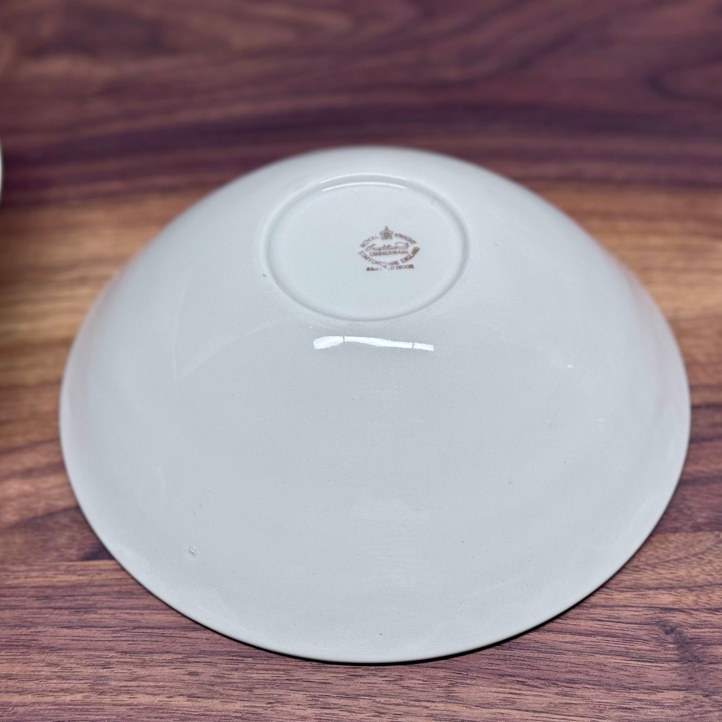 Royal Knight 'Traditional' 22ct Serving Bowl