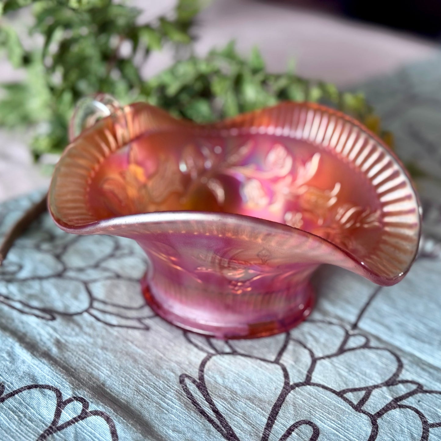 Dugan Carnival Glass Windflower Marigold Nappy Dish
