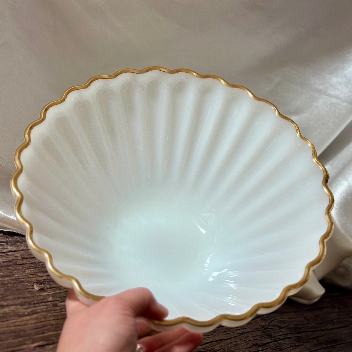 Large Anchor Hocking Milk Glass Serving Bowl