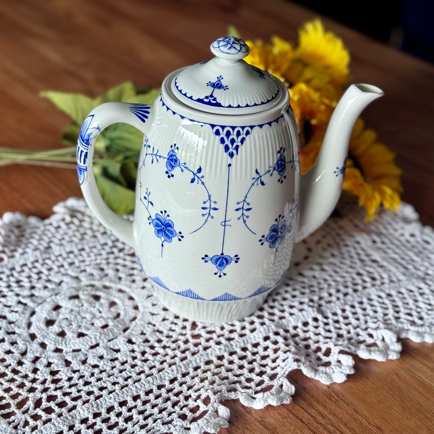 MASON'S Denmark Blue & White Ironstone Coffee/Teapot