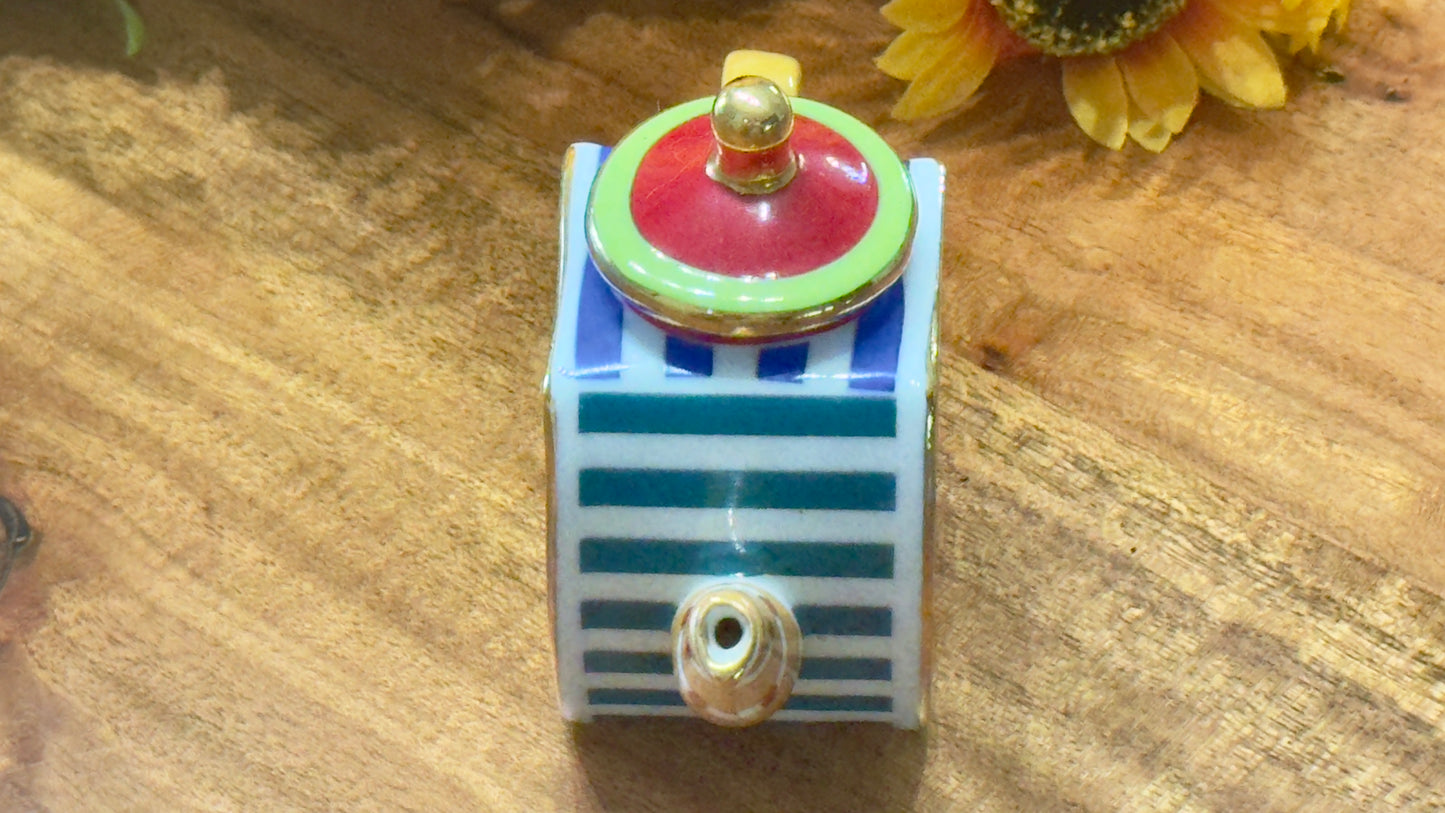 Vivian Chan Collectable Mini Decorative Teapot