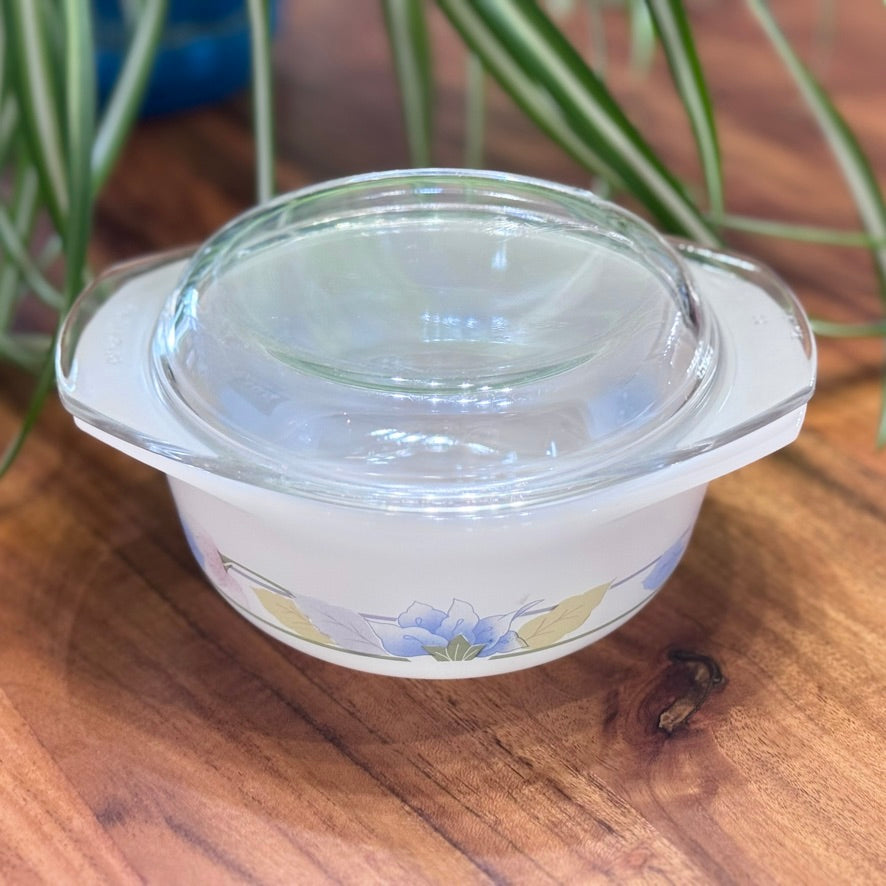 Arcuisine Milk Glass Casserole Dish