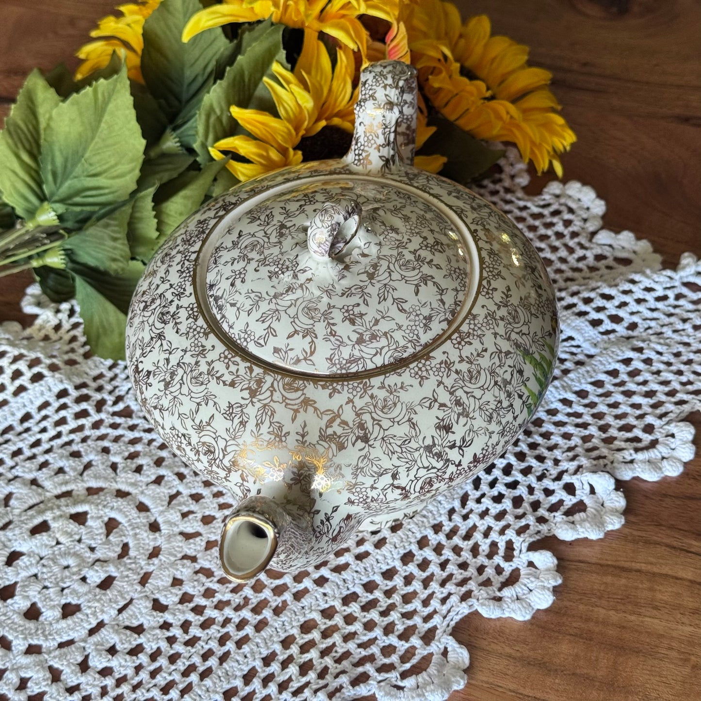 Empire Pottery Crinoline Lady Teapot
